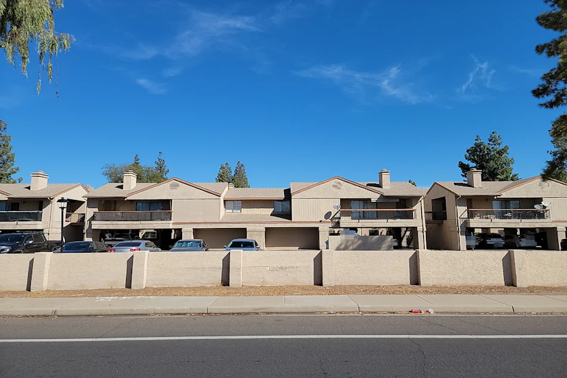 6550 N 47th Ave Unit 106