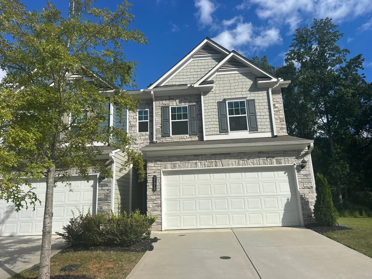 Ravencliff Dr, Austell, GA 30168