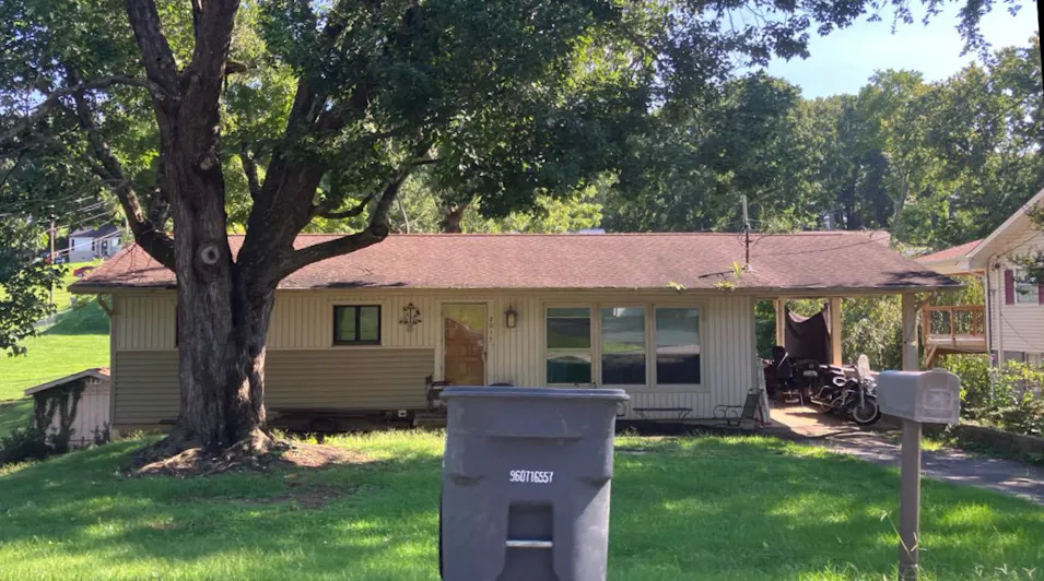 2017 Sand Street Kingspot, TN 37660, Sullivan County