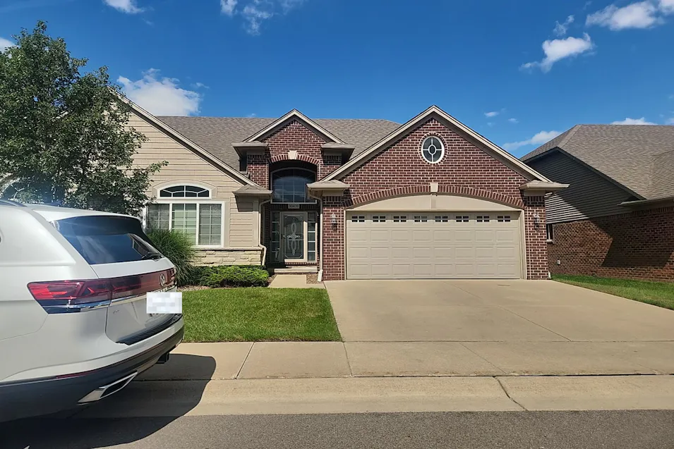 30439 Berghway Trl Warren, MI 48092, Macomb County