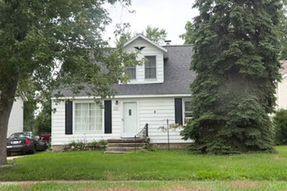 225 43rd St SE Kentwood, MI 49548, Kent County