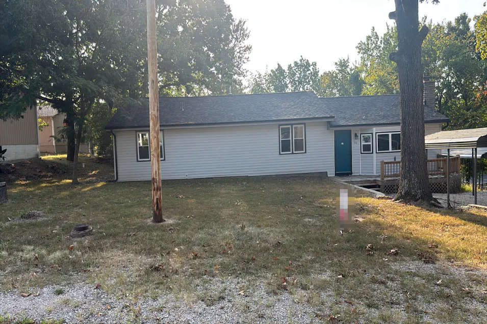 92 Helms St Camdenton, MO 65020, Camden County