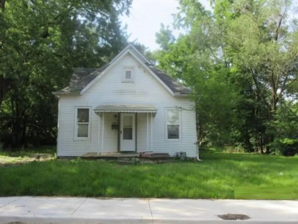 2316 W Wiswall St Peoria, IL 61605, Peoria County