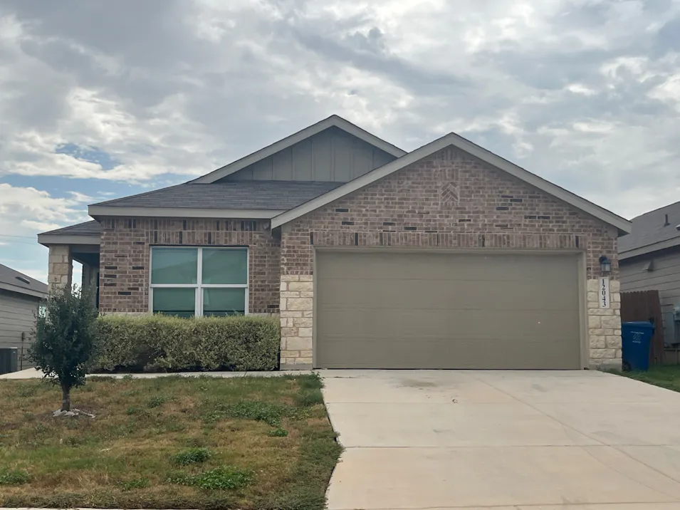 12043 Pewee San Antonio, TX 78221, Bexar County