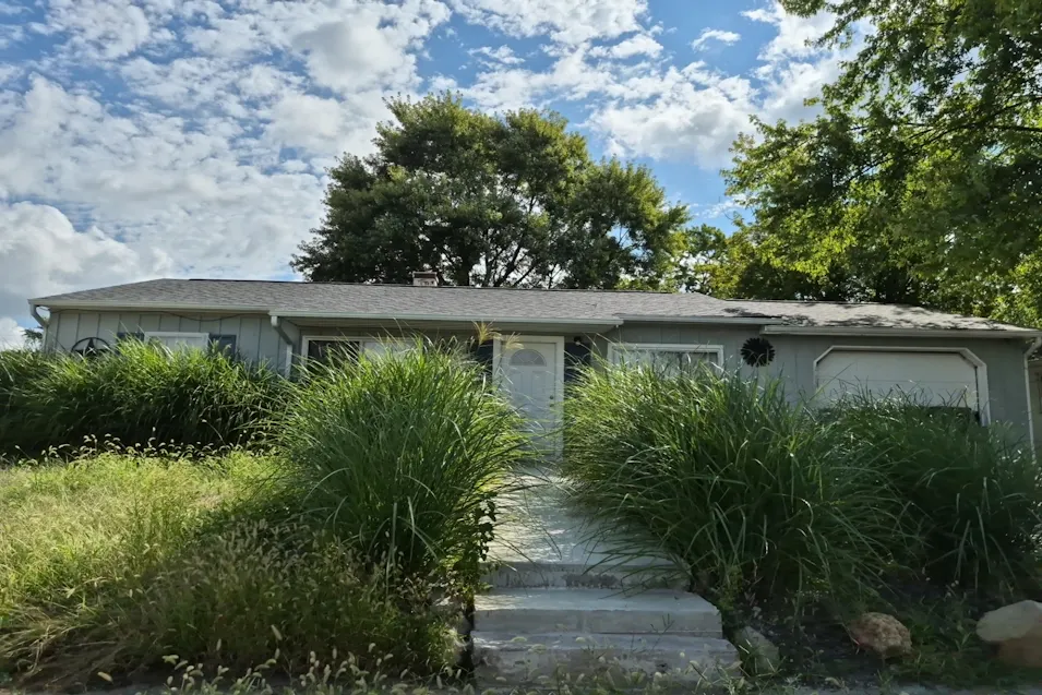 2827 N Routiers Ave Indianapolis, IN 46219, Marion County