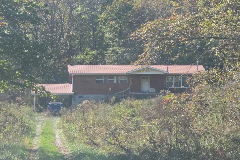 544 C E Todd Rd Robbins, TN 37852, Scott County