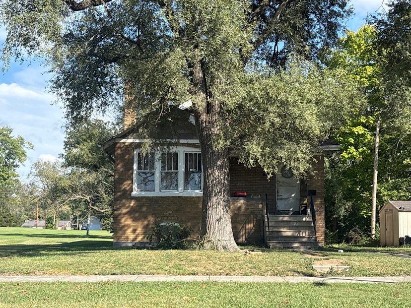 1364 N Park Dr