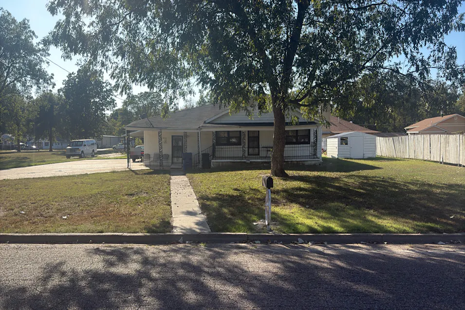 1824 Southland Drive Cleveland, MS 38732, District Bolivar County
