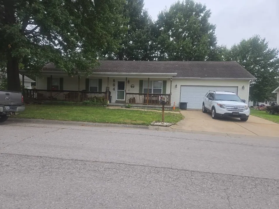 804 Grand Ave Marthasville, MO 63357, Warren County