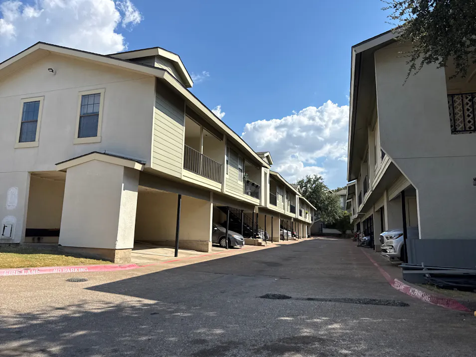 9607 Walnut Street Dallas, TX 75243, Dallas County
