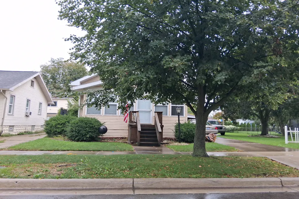 534 Riverview Ave Monroe, MI 48162, Monroe County