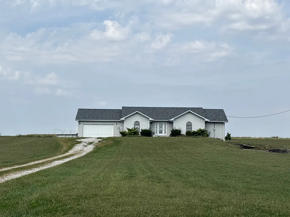 7639 Red Ray Mine Rd. Freeburg, IL 62243, St. Clair County