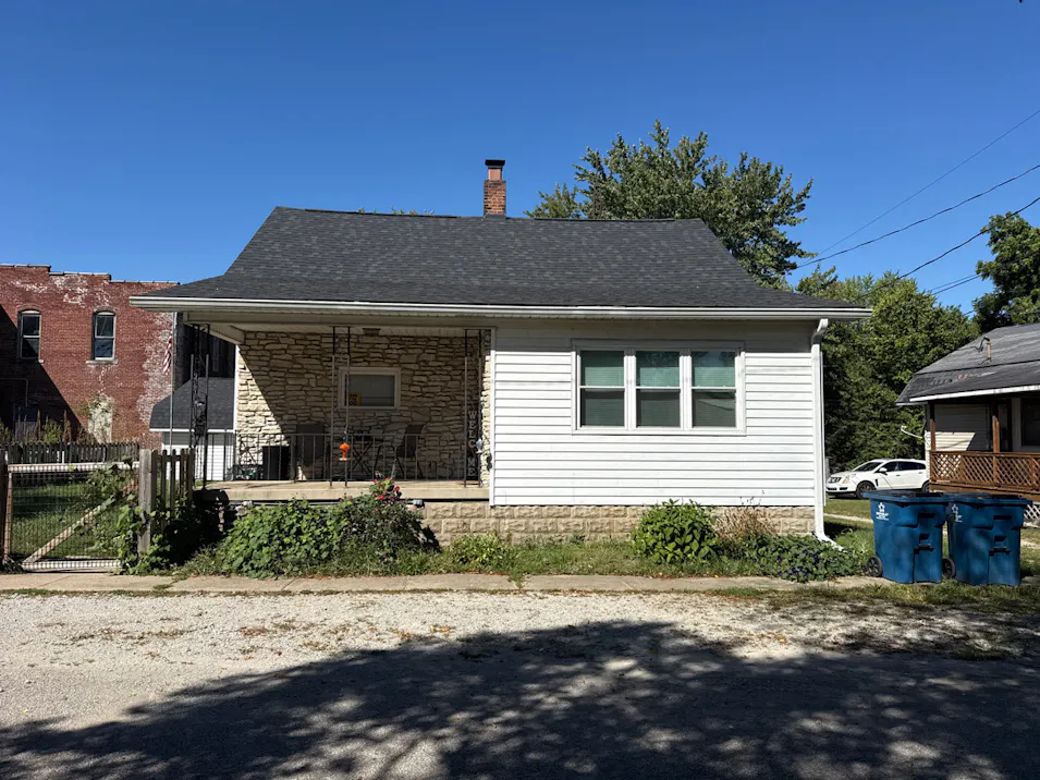 108 N Deer Creek St Galveston, IN 46932-5005, Cass County