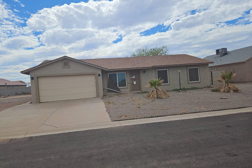 8287 W Coronado Dr