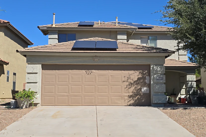 660 W Desert Blossom Drive