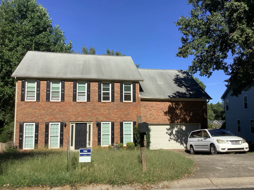 720 Paris Dr