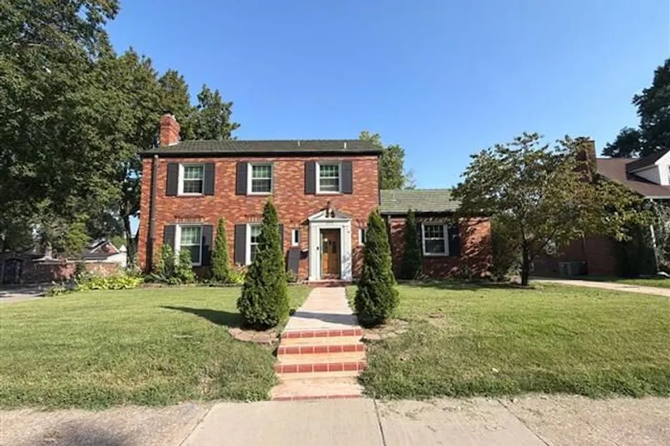 2772 State St Granite City, IL 62040, Madison County