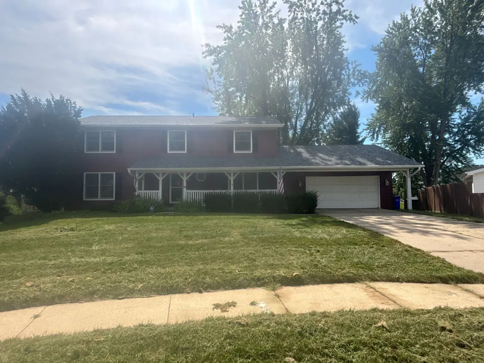 6911 Wilton Ct NE Cedar Rapids, IA 52402, Linn County