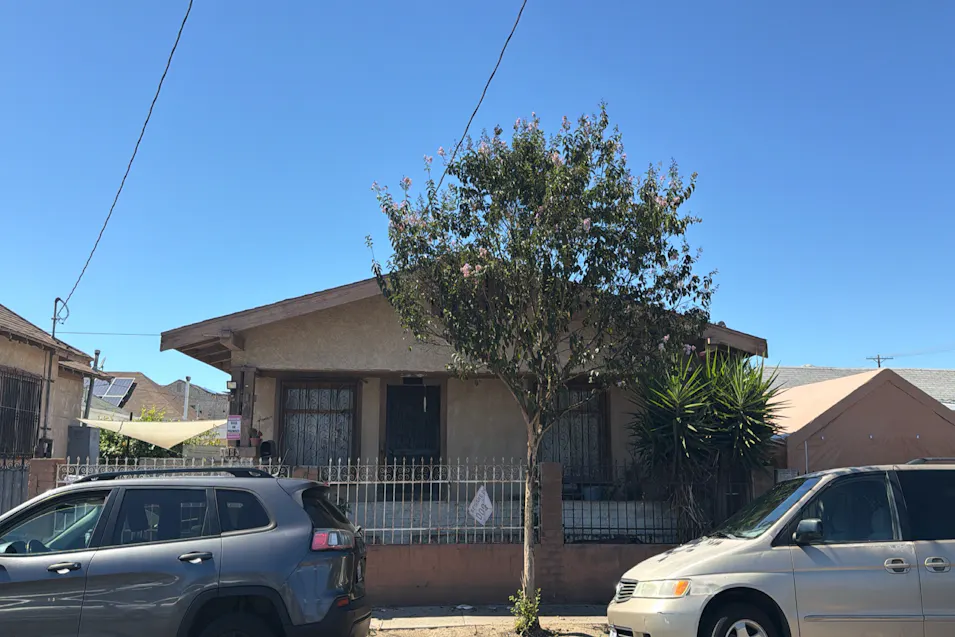 3215 Trinity St 367 East 33rd Street Los Angeles, CA 90011, Los Angeles County