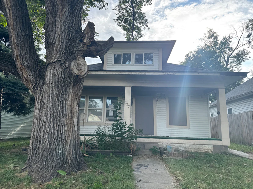 327 S Oxford St
