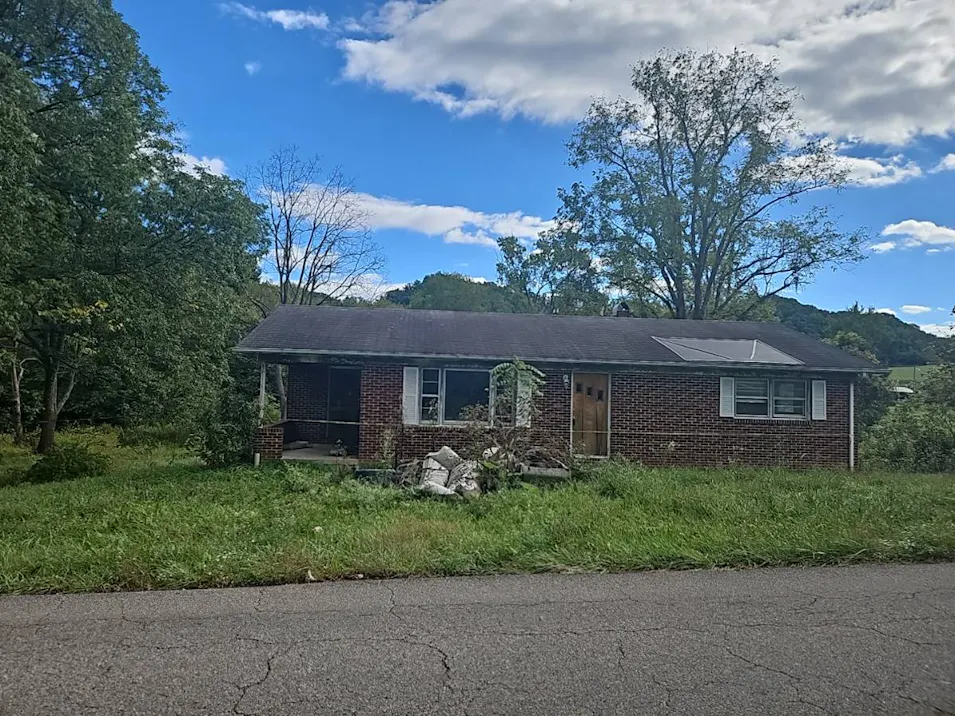 14328 Cedar Creek Road Meadowview, VA 24361, Washington County