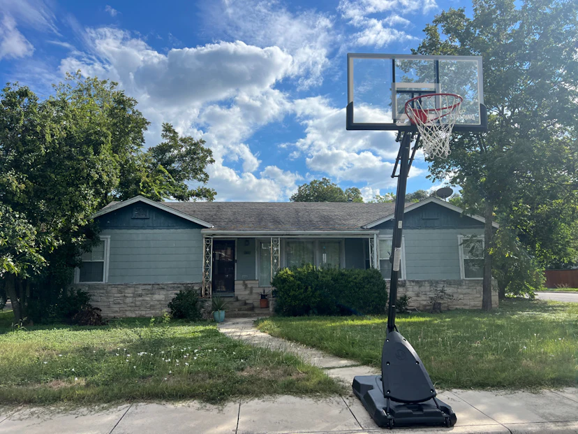 142 Sutton Dr
