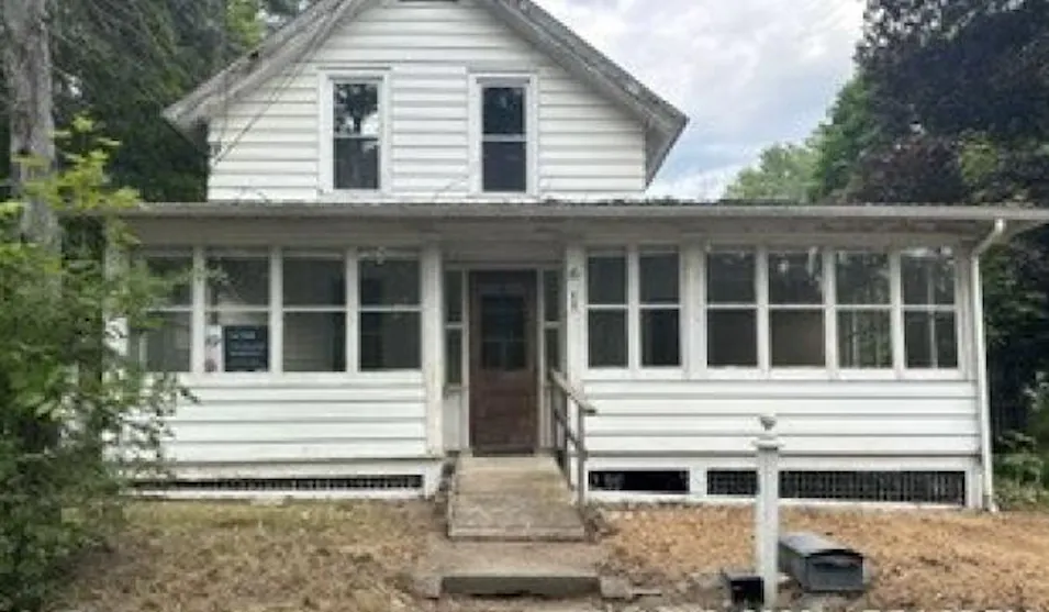16 Summit Place Lake Luzerne, NY 12846, Warren County