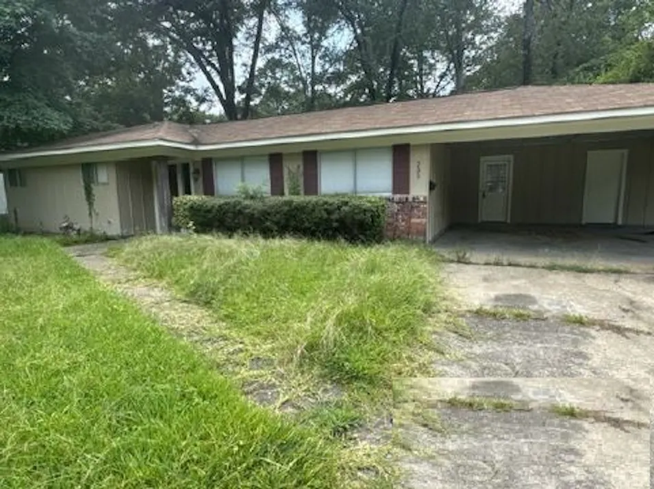 235 Pimlico Pl Jackson, MS 39211, Hinds County