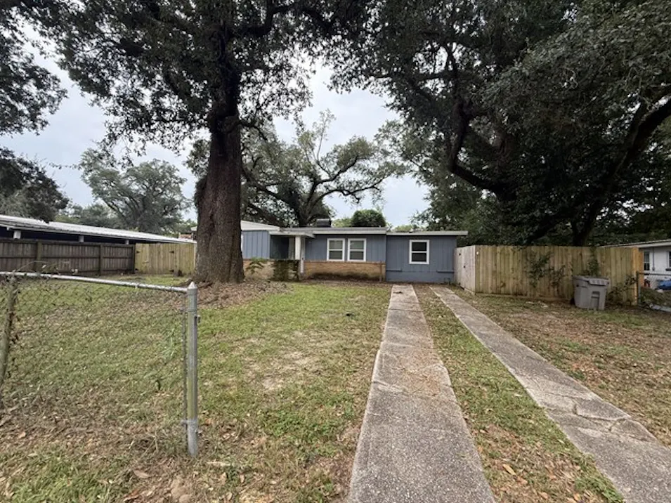 823 S Madison Dr Pensacola, FL 32505, Escambia County
