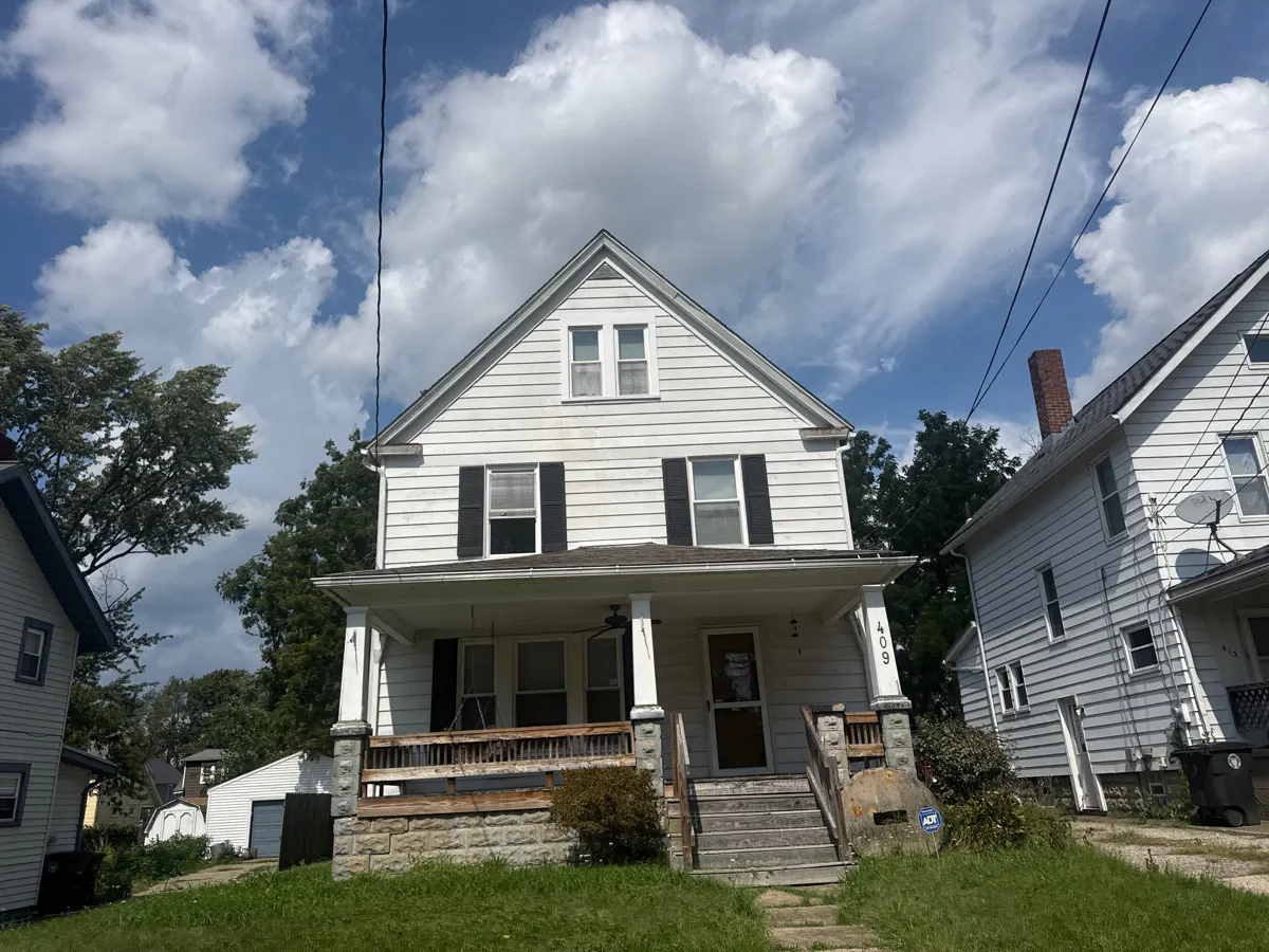 Lombard St, Akron, OH 44310