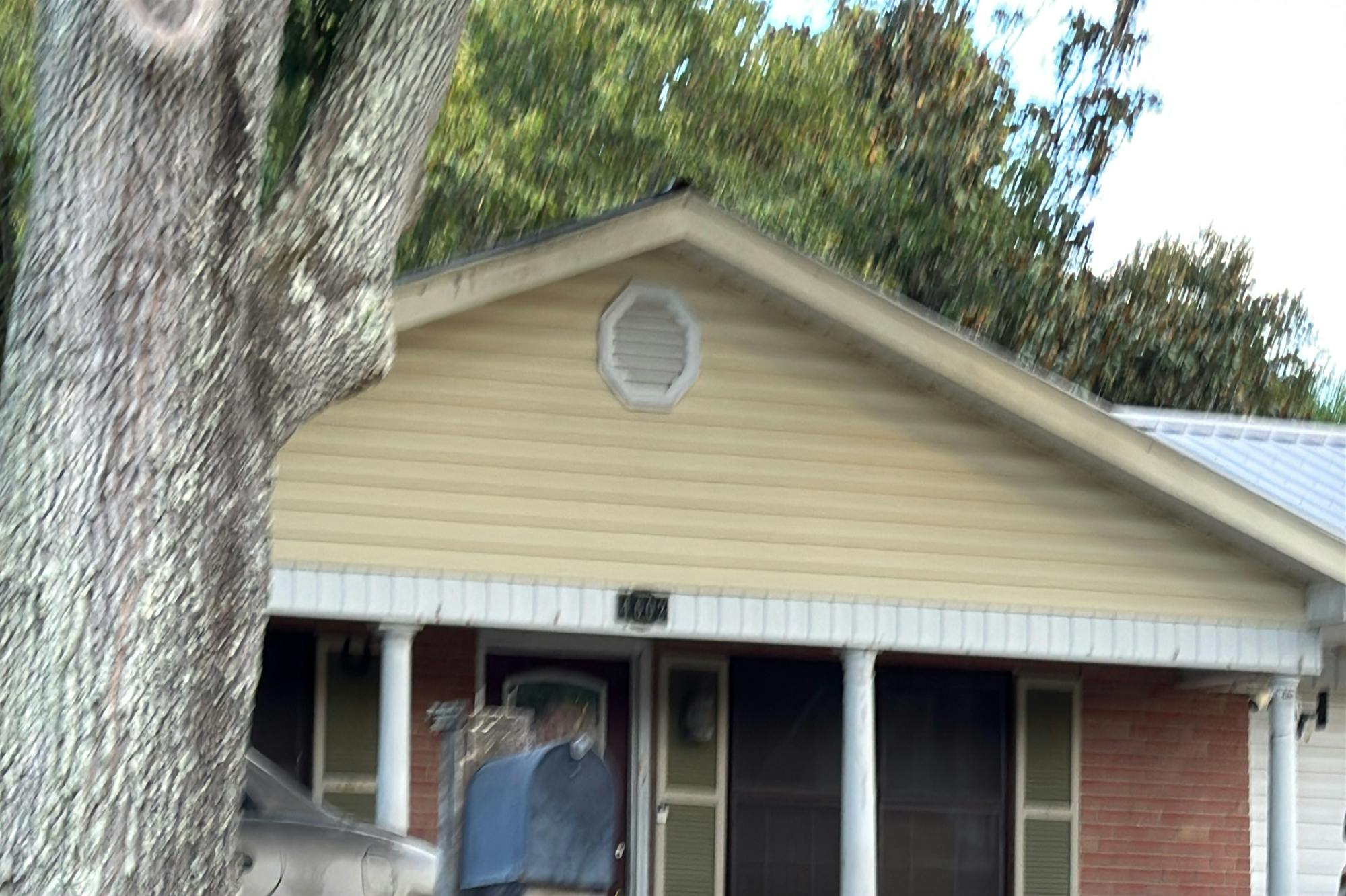 Suffolk St, Pascagoula, MS 39581