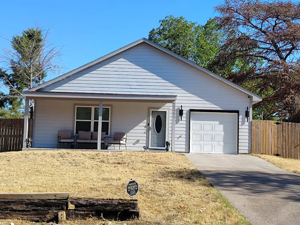 3005 N Glen Garden Dr Fort Worth, TX 76119, Tarrant County