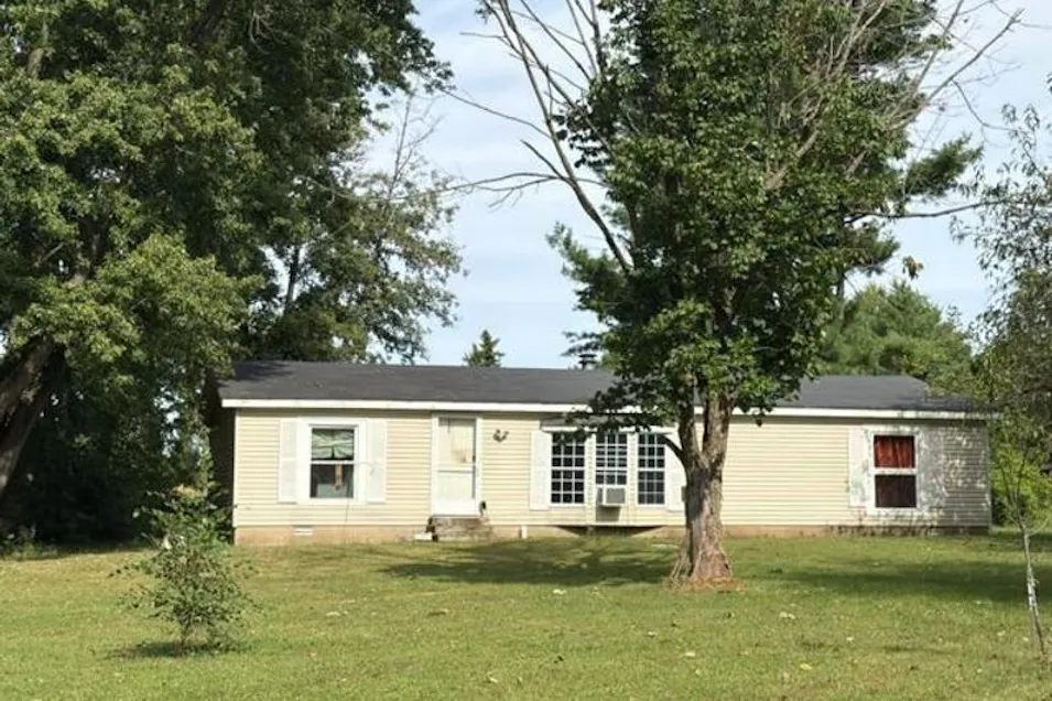 3702 E Lake Rd 28 W Monticello, IN 47960, White County