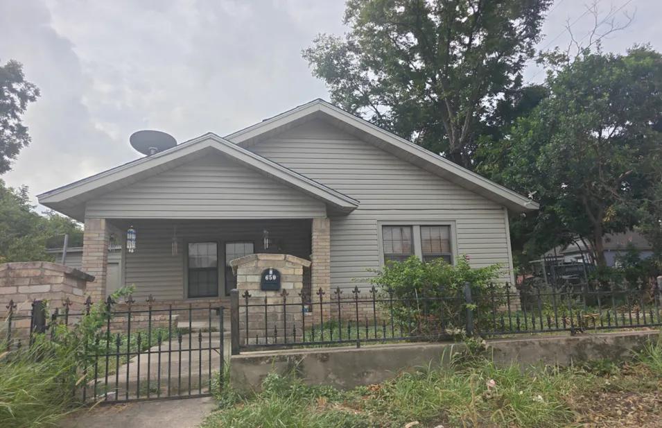650 Ruiz Street San Antonio, TX 78207, Bexar County