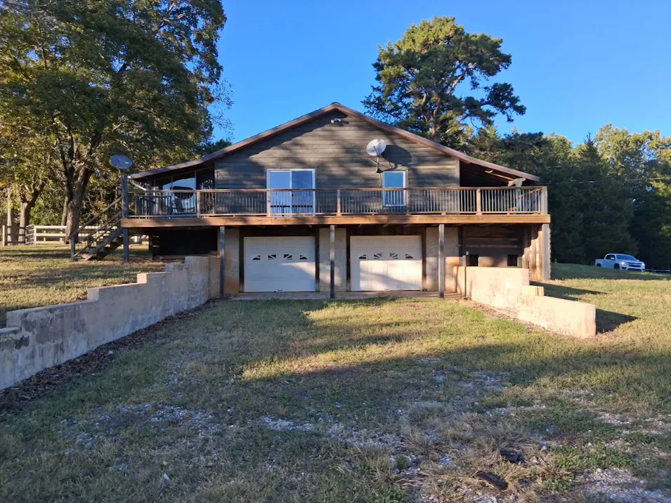 2405 County Road 2710 Mountain View, MO 65548, Howell County