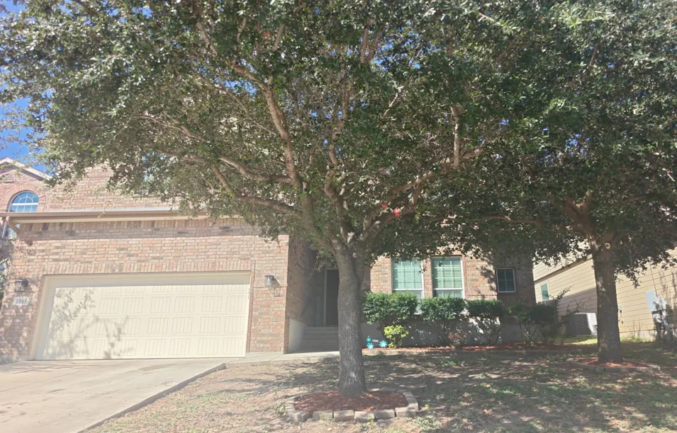 1015 Shasta Daisy San Antonio, TX 78245, Bexar County