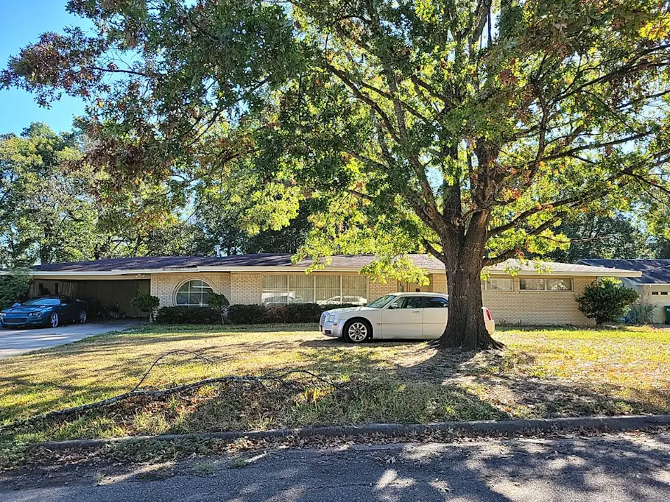 108n Davis St New Boston, TX 75570, Bowie County