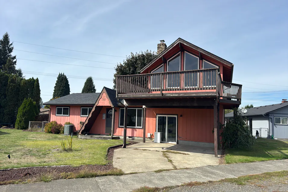 711 SW 4th Ave Castle Rock, WA 98611, Cowlitz County
