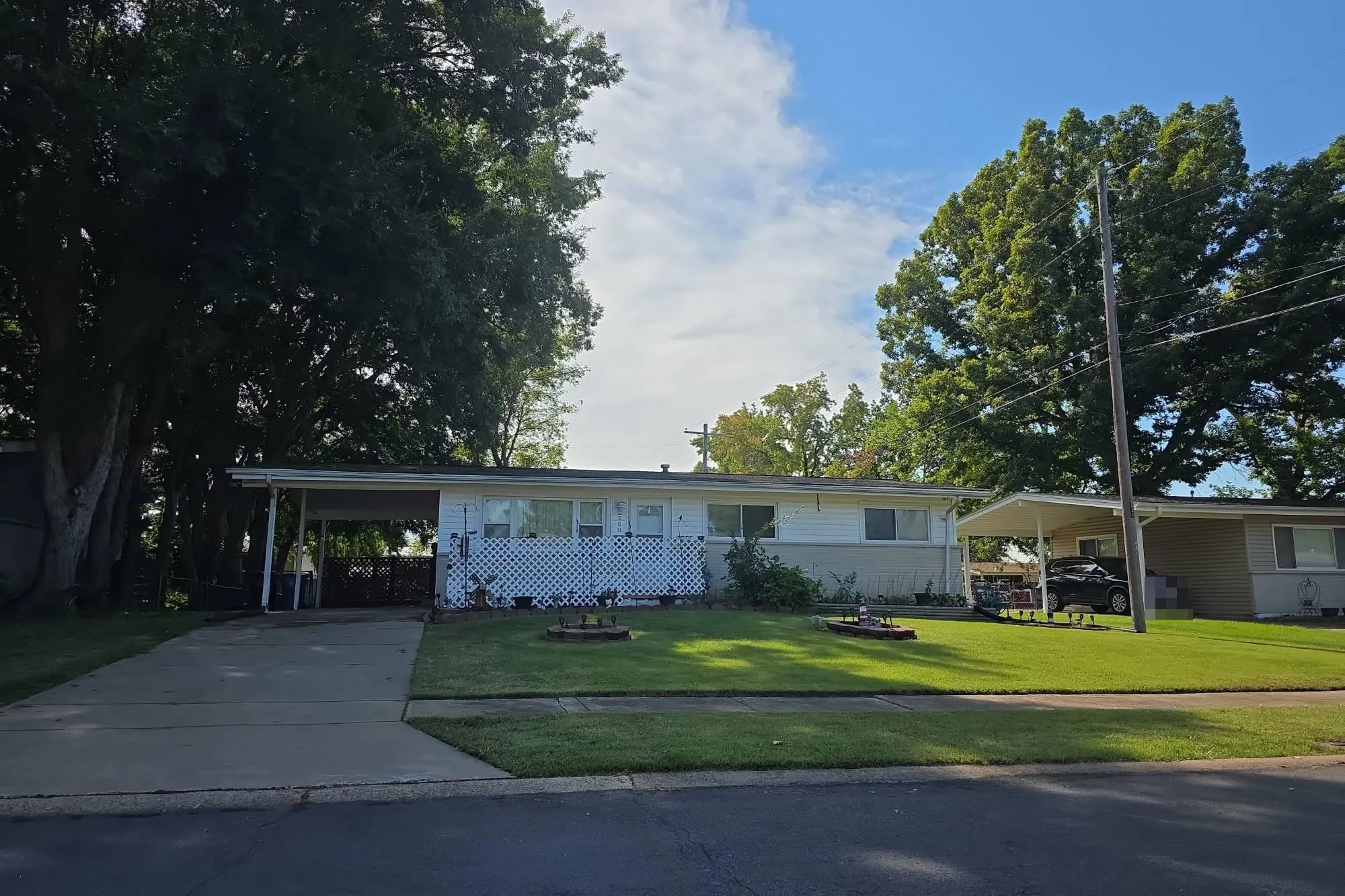 Oriole Dr, Florissant, MO 63033