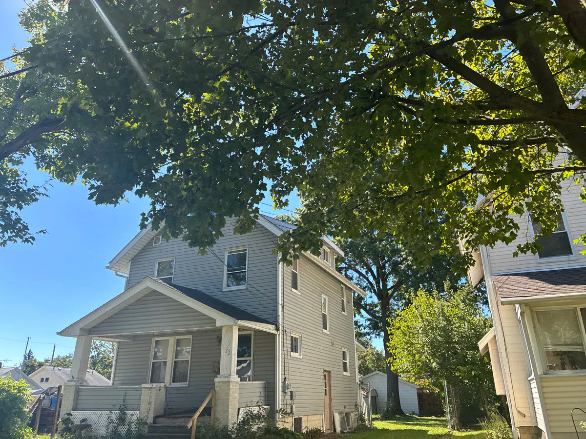 Neptune Ave, Akron, OH 44301 #1