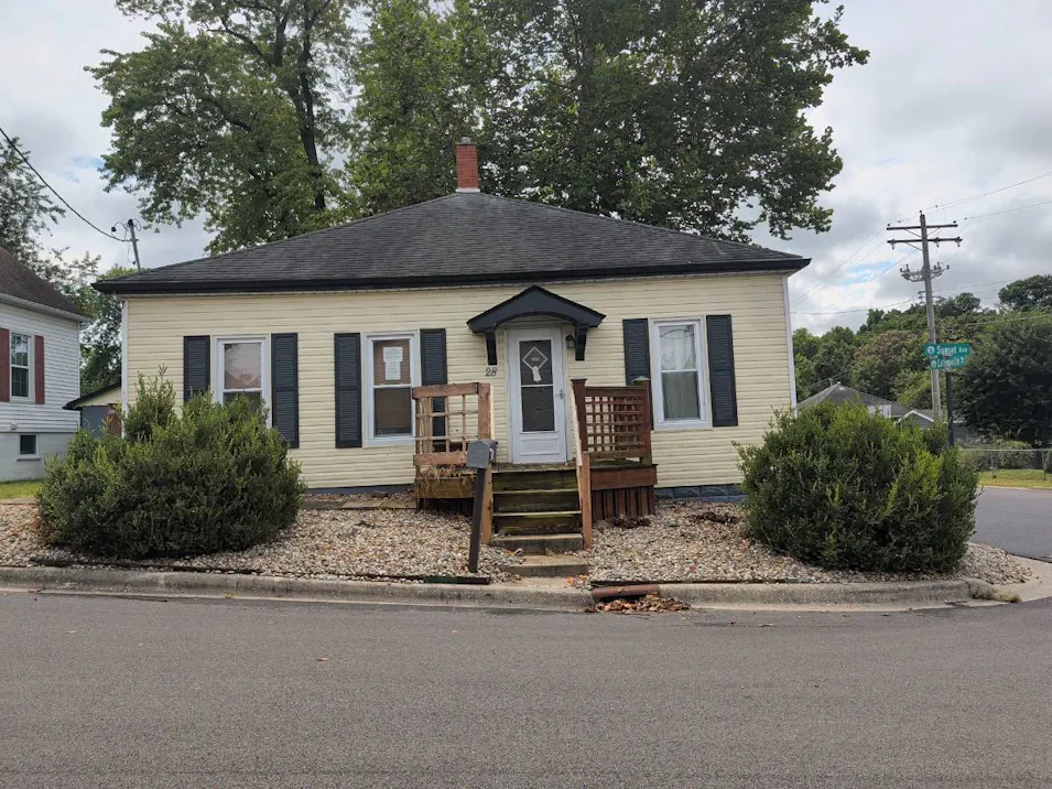 28 Sunset Avenue Glen Carbon, IL 62034, Madison County