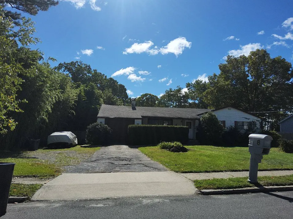8 Ahlen Lane Central Islip, NY 11722, Suffolk County