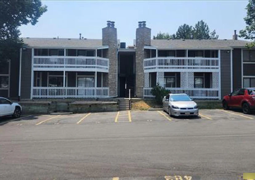 18034 E Ohio Avenue Unit 101