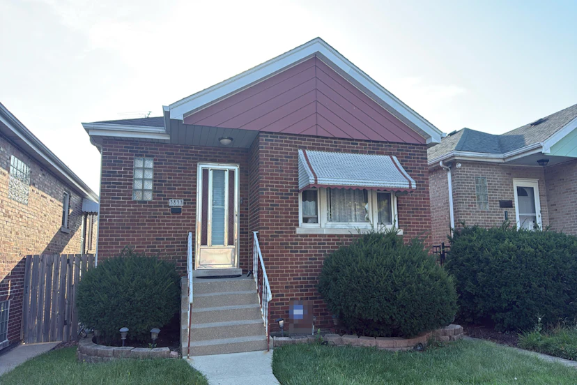 3837 Harvey Ave
