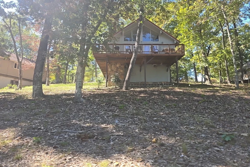 128 Royal Lodge Drive