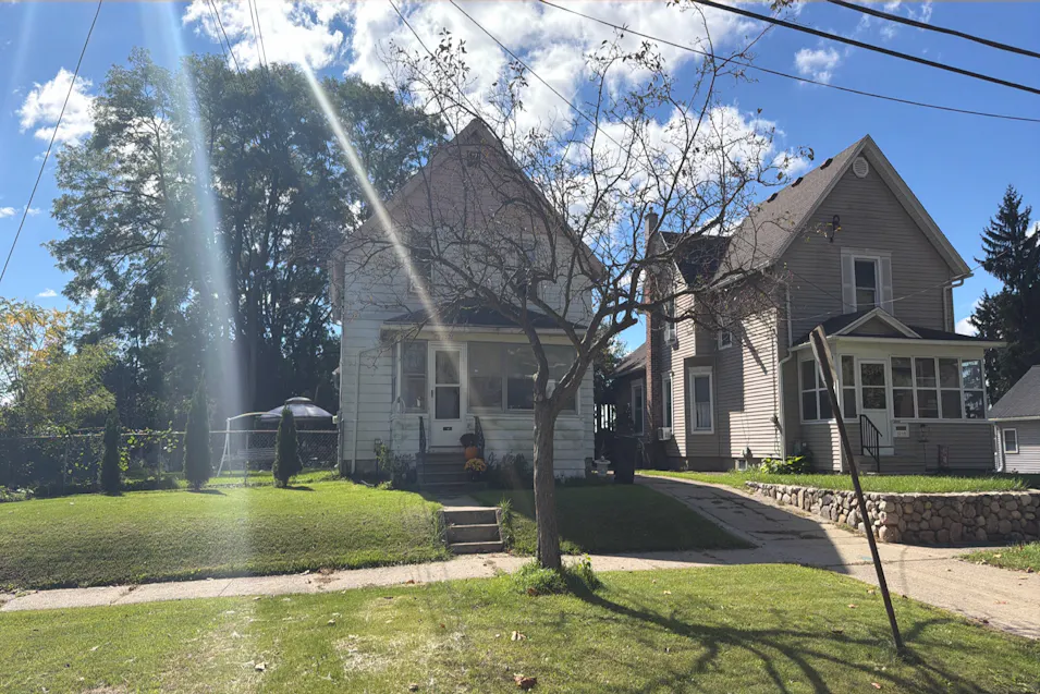 1521 Joy Ave Jackson, MI 49203, Jackson County