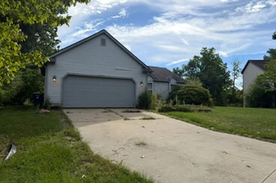 2920 Riverside Ct Waterford, MI 48329, Oakland County