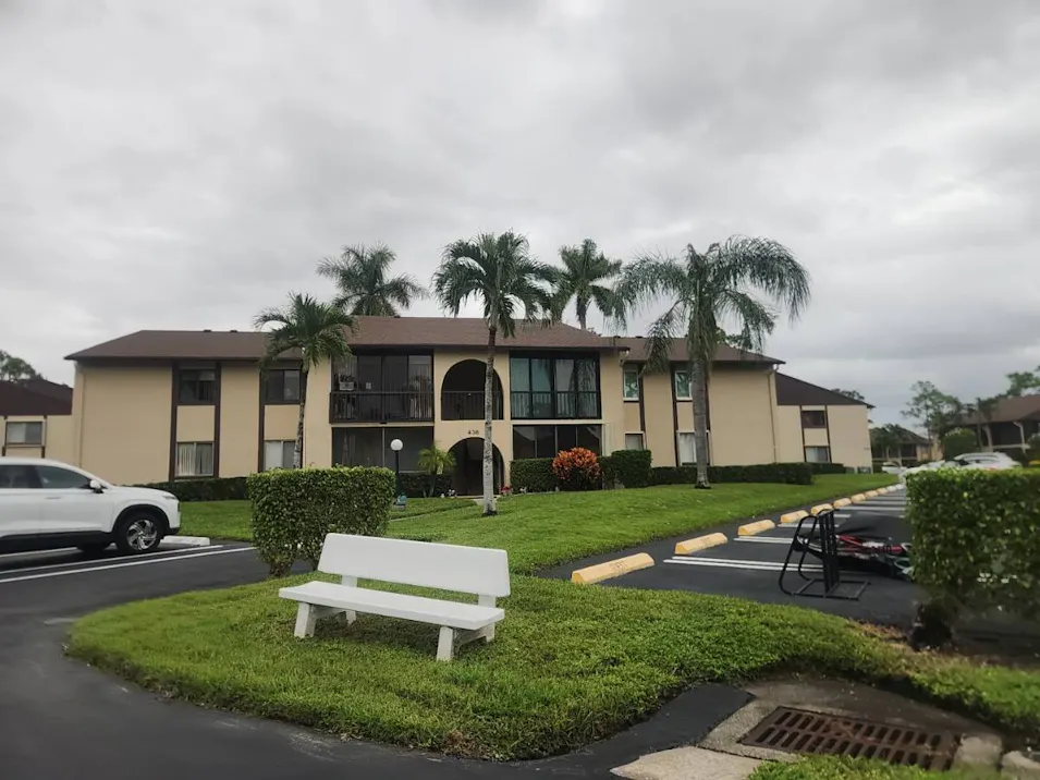 438 Pine Glen Ln Greenacres, FL 33463, Palm Beach County
