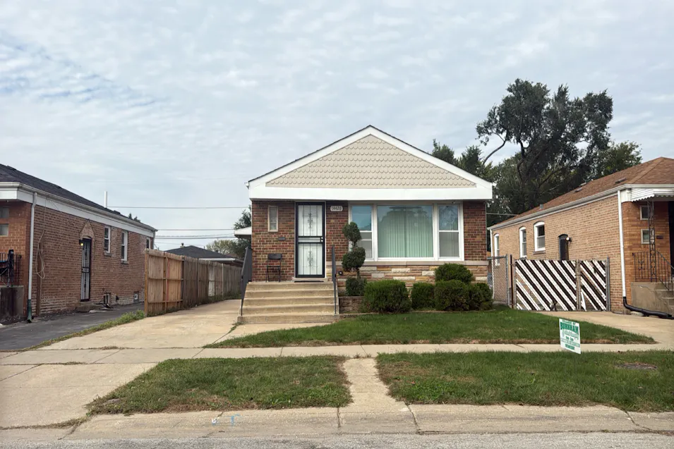 14426 South Hoxie Avenue Burnham, IL 60633, Cook County