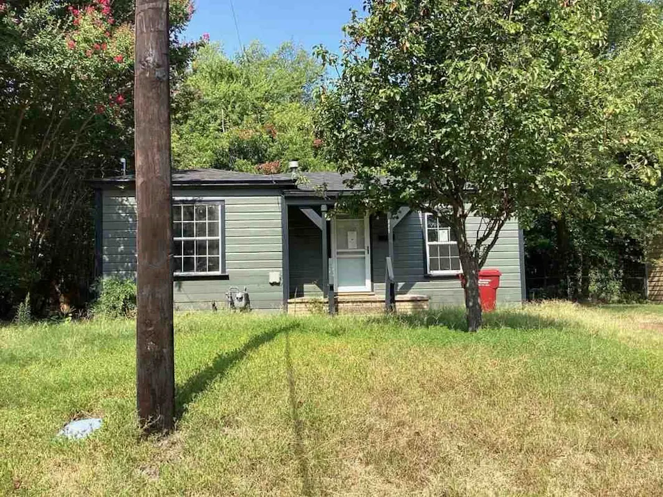 722 Sunset St Sulphur Springs, TX 75482, Hopkins County